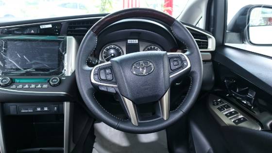 2018 Toyota Innova 2.0G (A) Interior 004