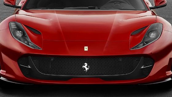 Ferrari 812 Superfast (2017) Exterior 007
