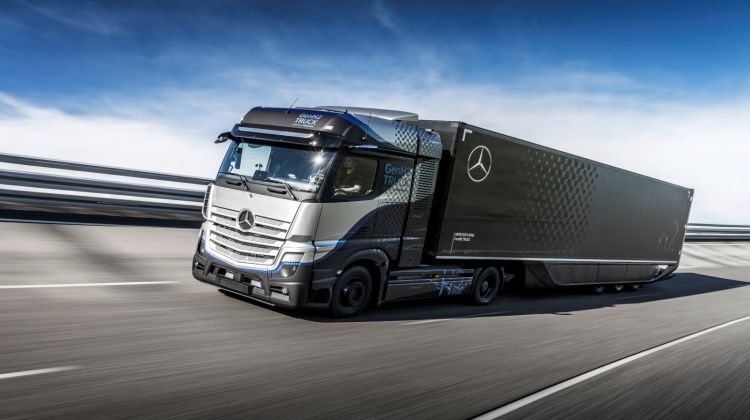 Daimler Trucks and Shell are accelerating the roll-out of hydrogen-based freight trucks in Europe