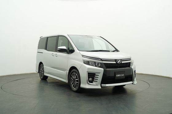 2015 Toyota Voxy X C Package 2.0