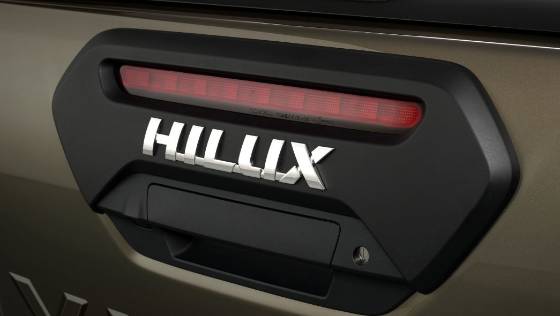 2020 Toyota Hilux Exterior 010