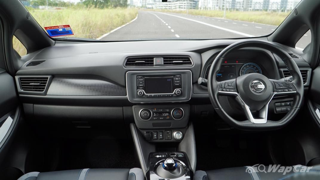 2019 Nissan Leaf Interior 001