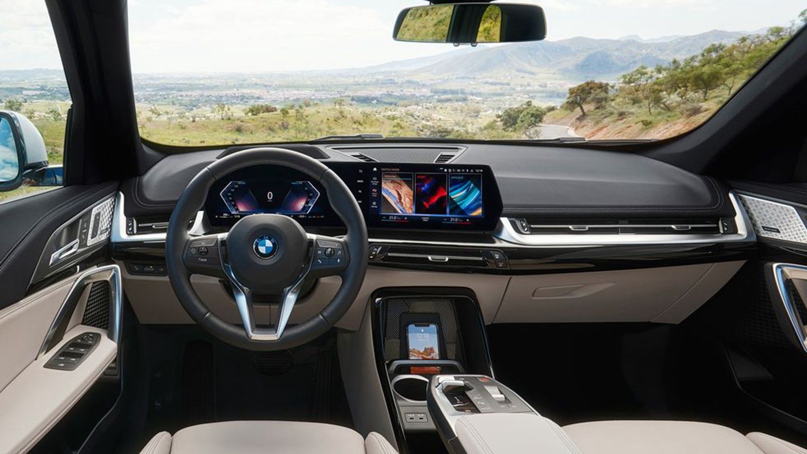 2023 BMW X1 Upcoming Interior 001