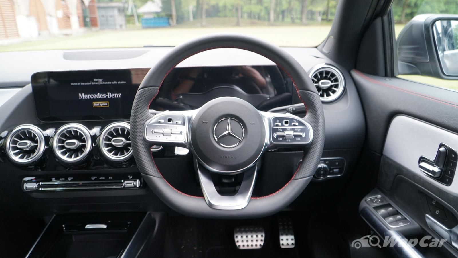 2021 Mercedes-Benz GLA 250 AMG Line (CKD) Interior 005