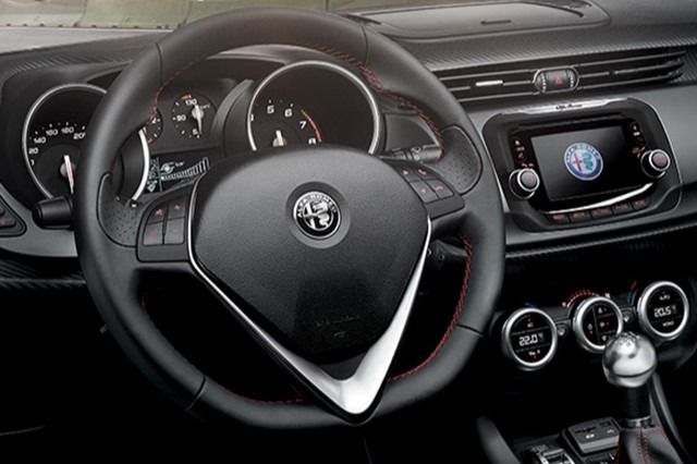 Alfa Romeo Giulietta (2019) Interior 002