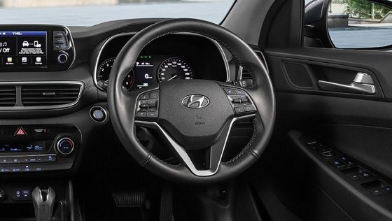 Hyundai Tucson (2018) Interior 002