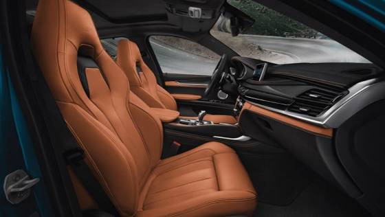 BMW X6 M (2019) Interior 006
