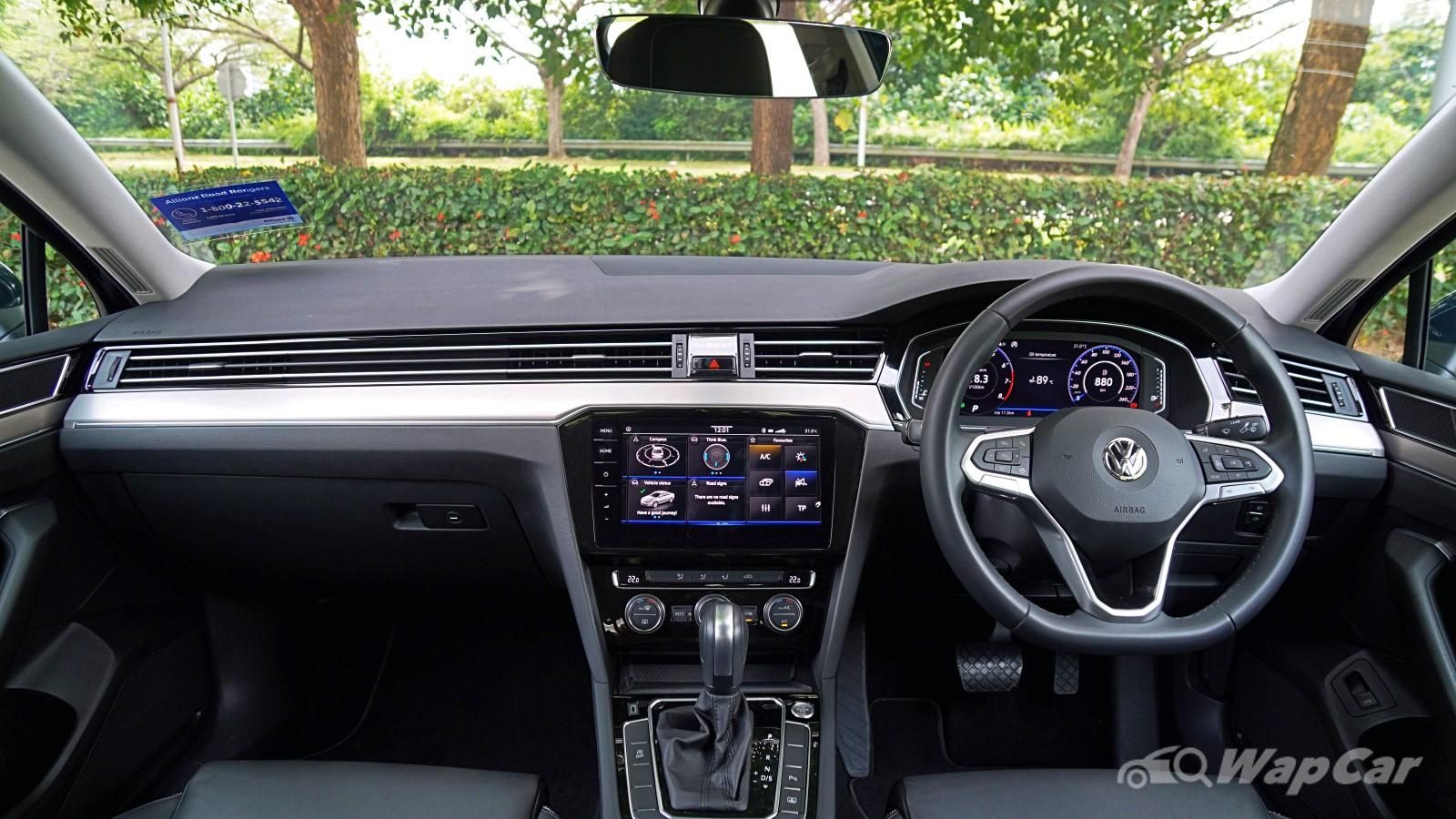 2020 Volkswagen Passat 2.0TSI Elegance Interior 001