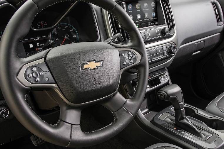 Chevrolet Colorado (2019) Interior 003