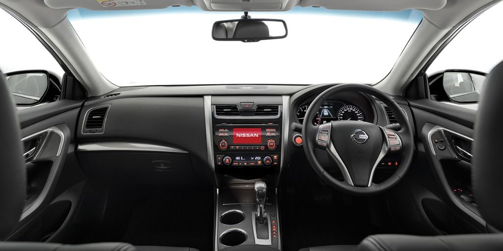 Nissan Teana (2018) Interior 001
