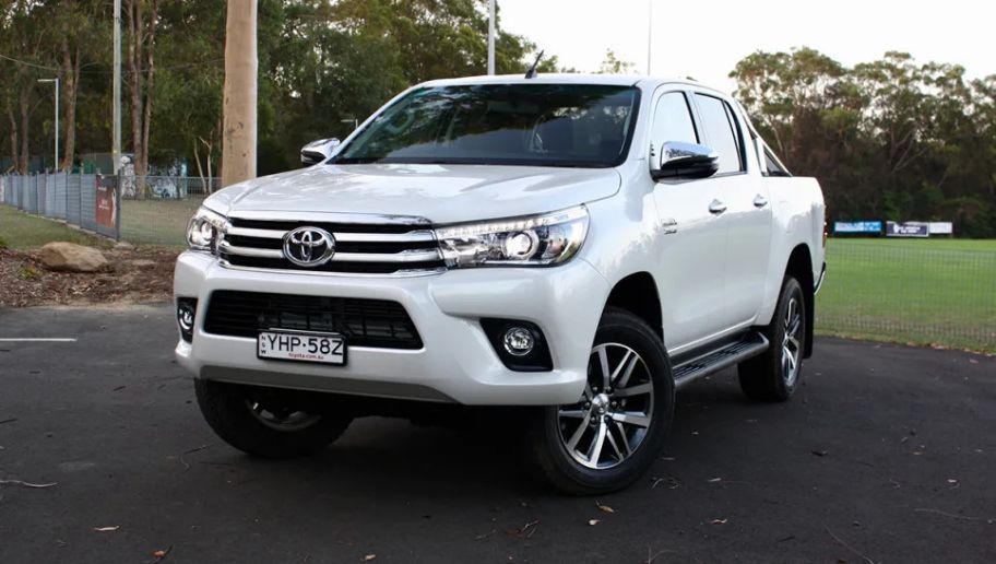 2018 Toyota Hilux Double Cab 2.4G AT 4x4 (IMP)