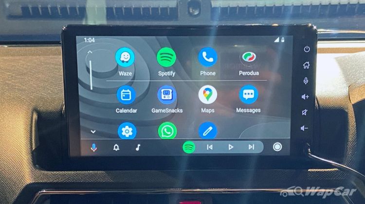 Does the 2022 Perodua Alza come with Apple CarPlay? Yes and no