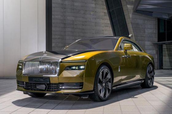 The Rolls-Royce Spectre electrifies ultra-luxury in Malaysia from RM 2 million but will be tax-free until the end of 2025