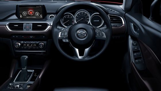 Mazda 6 Grand Touring (2018) Interior 002