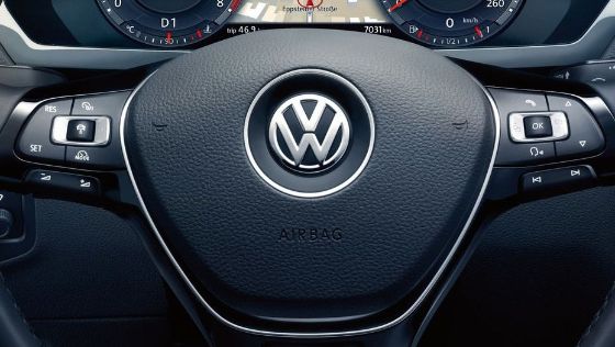 Volkswagen Tiguan (2018) Interior 003