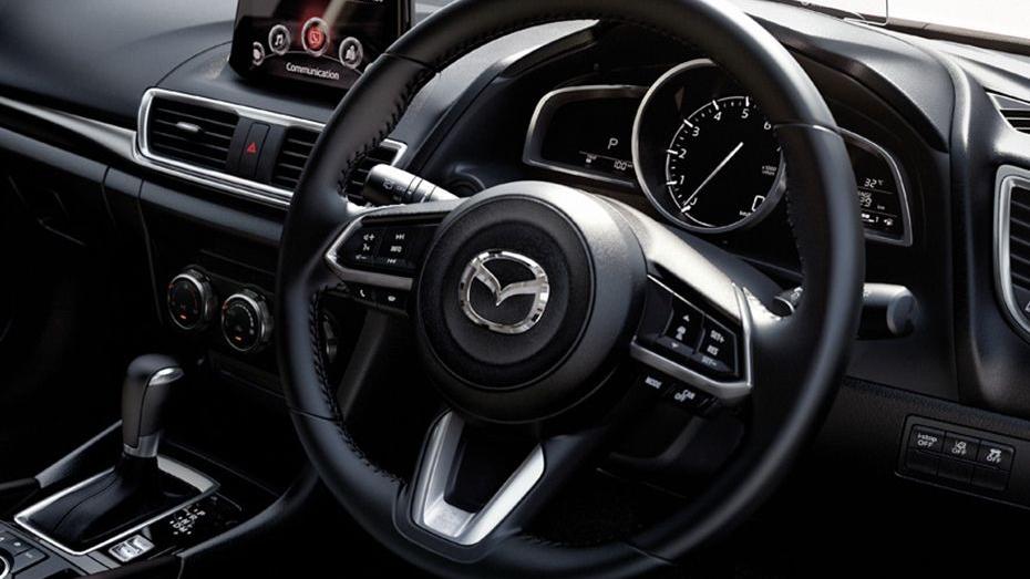 Mazda 3 Sedan (2018) Interior 001