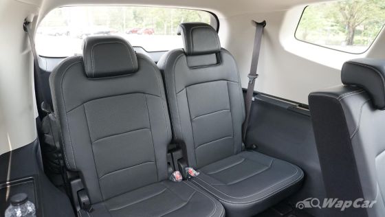 2023 Proton X90Premium (no sunroof, no vented seats, no front seat controls, 7 seat) Public Interior 023
