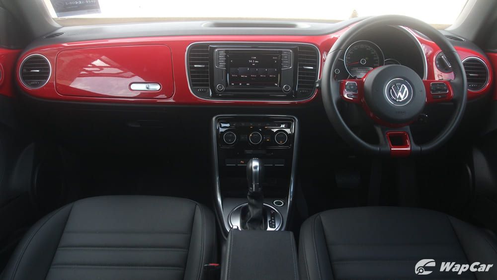 2018 Volkswagen Beetle 1.2 TSI Sport Interior 001