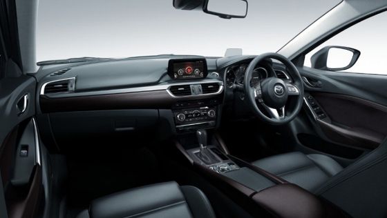 Mazda 6 Grand Touring (2018) Interior 001