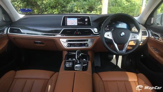 2019 BMW 7 Series 740Le xDrive Interior 001