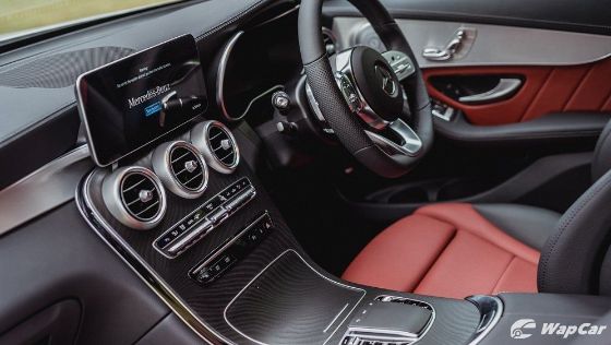 2020 Mercedes-Benz GLC 200 Interior 002
