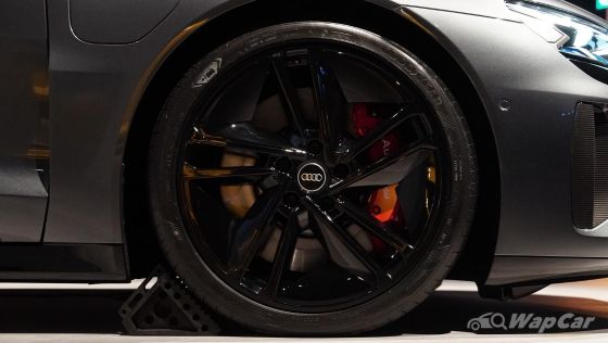 2023 Audi RS e-tron GT public Exterior 009