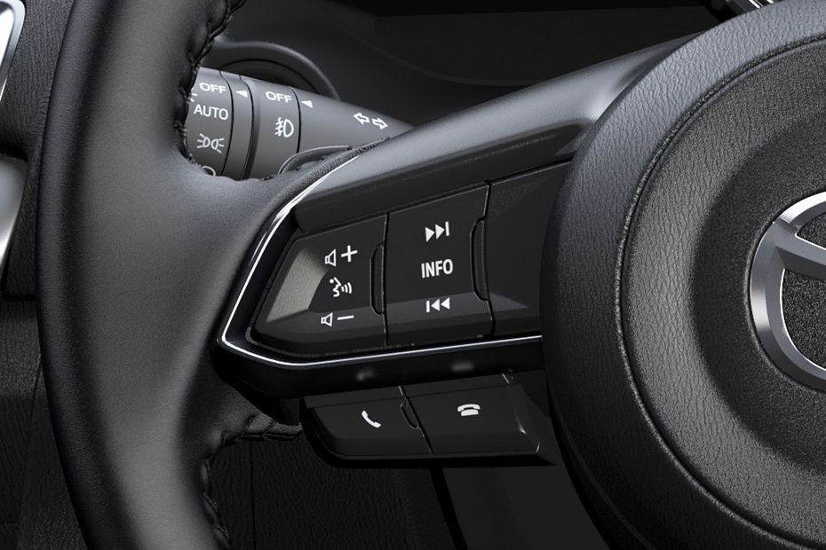Mazda 3 Hatchback (2018) Interior 002