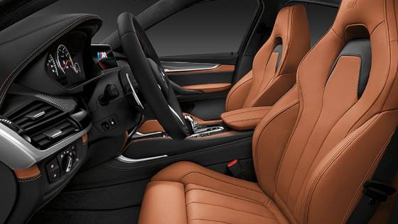 BMW X6 M (2019) Interior 005