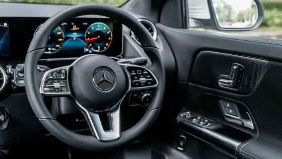 2021 Mercedes-Benz GLA 200 Interior 003