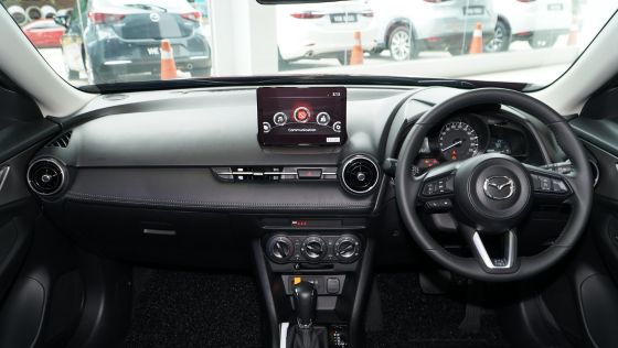 2022 Mazda CX-3 1.5L Plus Interior 002