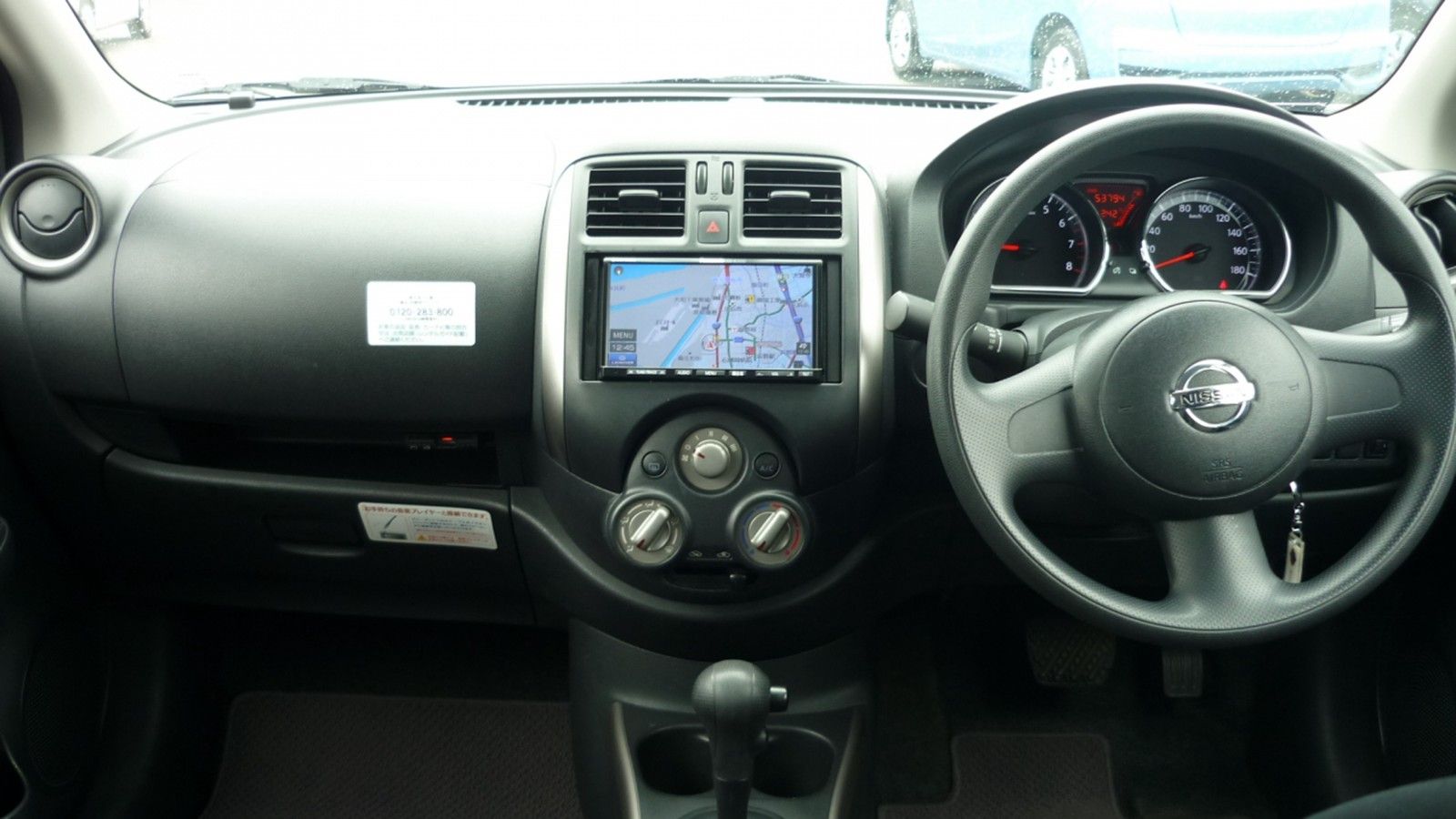 2014 Nissan Latio Hatchback 1.8L Interior 002