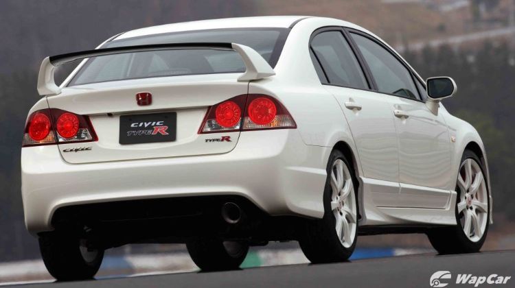 Honda Civic Type R – is the FD2 Type R the best one ever?