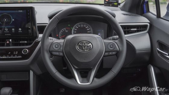 2021 Toyota Corolla Cross 1.8G Interior 003