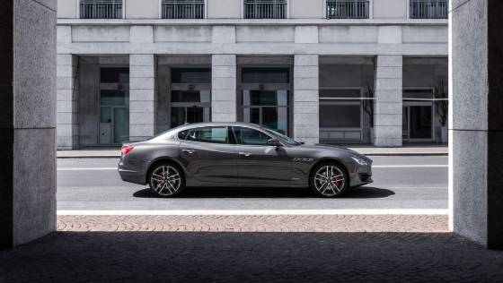 Maserati Quattroporte (2019) Exterior 009