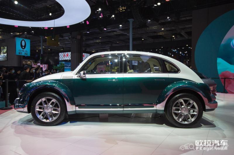 Ora’s new VW Beetle lookalike goes by the name Ora Punk Cat 02