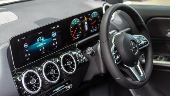 2021 Mercedes-Benz GLA 200 Interior 004