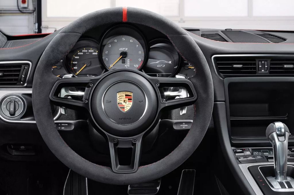 2019 Porsche 911 911 GT3 Interior 001