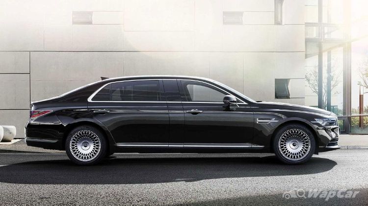 Forget Maybach, this RM 584k (excl local tax) Genesis G90 Limo is the Sultan of Johor’s choice