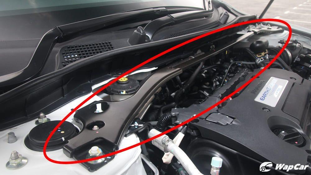 Strut bar – does it really make your car handle better and safer?  01