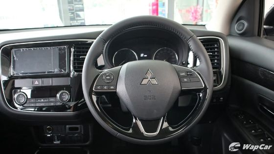 2018 Mitsubishi Outlander 2.0 CVT (CKD) Interior 005