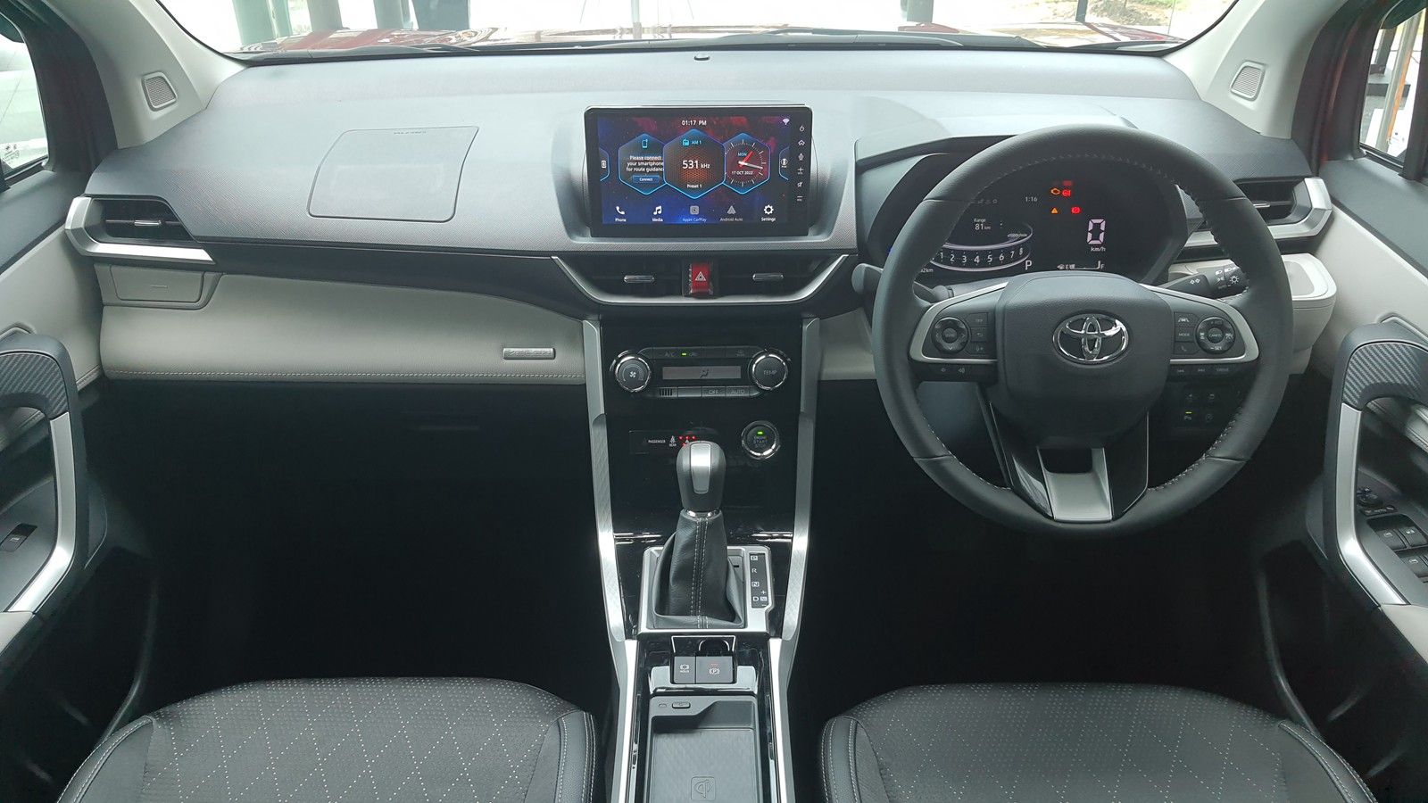 2022 Toyota Veloz 1.5 AT Interior 003